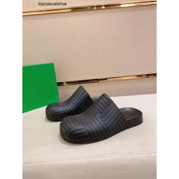 Bottegaa vendetta kadın bvs terlik erkekler en kaliteli sandalet tasarımcısı gerçek deri slaytlar katırlar baotou bayanlar terlik roman plaj düz sandal