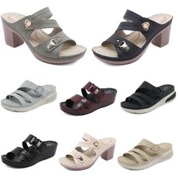 2024 summer women shoes Sandals low heels Mesh surface Leisure Mom Black white red green large size 36-42 O11 GAI