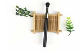 Top Quality M224 Eyeshadow Makeup Brush Cosmetics Contour Highlight Brushes3777916