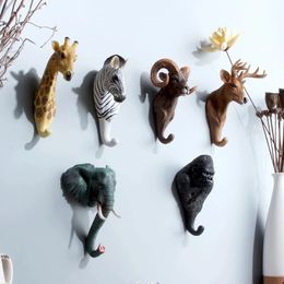 Vintage Resin Wall Coat Rack Wall Hook Home Wall Decoration Stereo Animal Rack 240305