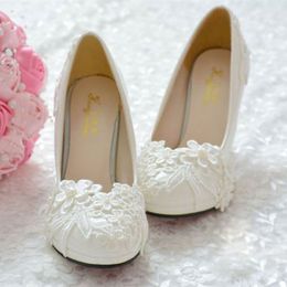 Fashion Pearls Flat Wedding Shoes For Bride 3D Floral Appliqued High Heels Plus Size Round Toe Lace Bridal Shoes3075