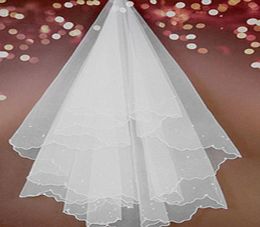 2020 Style Cheap 2T White Ivory Wedding Bridal Pearls Ribbon Edge Comb Veil Bridal Veils1217601