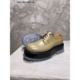 Bottegaa vendetta nova qualidade de alta qualidade BVS Mens grande designer masculino Novos sapatos de designer