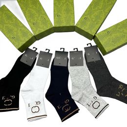 Mens Fashion Socks Boys Active Running Sports Sock Hiphop 24ss Streetwear 3 Colours for Wholesale