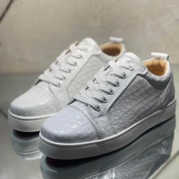 Casual Shoes Luxury Low Top Men Trainers Spiked White Stone Snake Genuine Leather Silver Rivets Flats Sneakers Driving Footwear