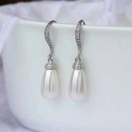 Delicate Teardrop Imitation Pearl Earrings Classic Fashion Silver Metal Zircon Inlaid Crystal Drop for Women 240305