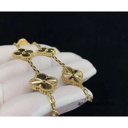 2023 Van Clover Designer Bracelet Pearl 4 Leaf Gold Laser Brand Bangle Charm Bracelets Necklace Earrings Wedding Du8v