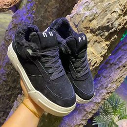 luxury Designer shoe sneaker fur trainer baby Flat boy black brown kid Outdoor Low run Tennis Casual shoe Winter warm Boots basketball walk hike gift With box