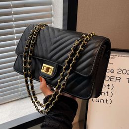 Shop Factory Wholesale High Quality Diamond Grid Temperament Crossbody Bag for Women 2024 New Spring Chain Underarm Versatile Single Shoulder Womens