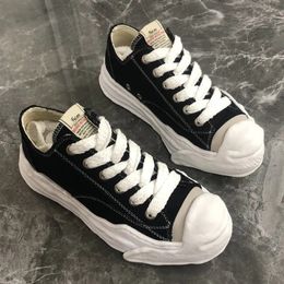 Mmy Maison Mihara Yasuhiro Sıradan Ayakkabı Hank Düşük Top Daireler Spor ayakkabıları Unisex Tuval Eğitmeni Trim Tim Kalpo Tasarımcıları Sneakers Kauçuk Fabrika Ayakkabıları