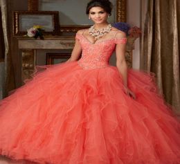 2019 Long Puffy Quinceanera Dresses with Applique Beaded Spaghetti Off Shoulder Sweet 16 Prom Dress Lace Up Back Formal G6984502