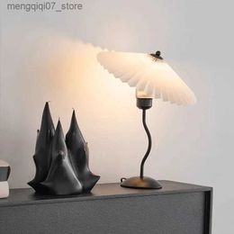 Lamps Shades Nordic LED Table Lamp Bedroom Living Room Bedside Retro Bar Coffee Dining Desktop Decoration Night Light Desk Lamp L240311