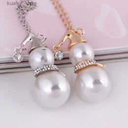 Pendant Necklaces Micro Inset Crystal Zircon Pearl Snowman Pendant Necklace Autumn Winter Long Sweater Chain Christmas Gift for Women Jewellery L240314