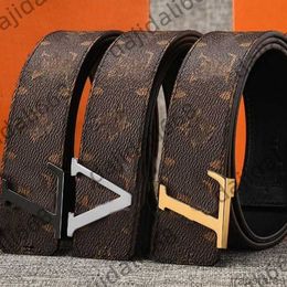 Men Designers Belts Classic Fashion Printed Belt Man Casual Letter Smooth Buckle Womens Leather Width 3.8cm Jeans Strap Chastity OKMN