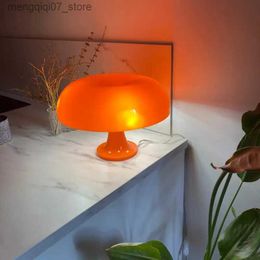 Lamps Shades Italy Designer Led Mushroom Table Lamp for Hotel Bedroom Bedside Living Room Decoration Lighting Modern Minimalist Desk Lights L0312