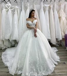Arabic Dubai Lace Plus Size Princess Ball Gown Wedding Dresses Off Shoulder Appliques Beaded Court Train Bridal Gown robes de bal2555088