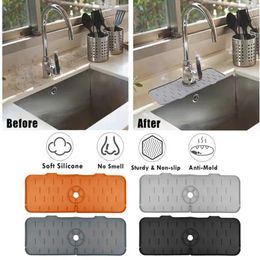 Kitchen Faucets Faucet Splash Water Drainer Anti-Spray Sink Protective Mat Waterproof Protector For Accessories