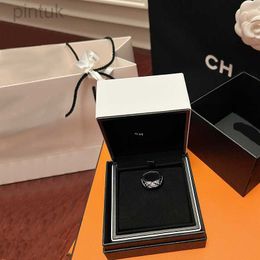 Rings Luxurys Designers Ring Full diamond Engagement rings women Fashion Couple Jewellery Letter gift Gold Silver Plated Ring ldd240311