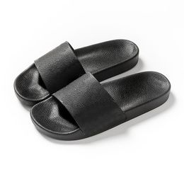 Neue klassische Slipper Slipper Sommer Sandale Outdoor Damen Strand Gummi Sandale Luxurys Designer Freizeitschuhe Herren Slides Reisen Pool mit Box04