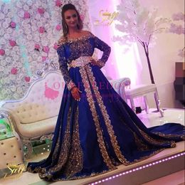 2020 Off The Shoulder Royal Blue Long Sleeve Dresses Party Evening Wear Pakistani Arabic Gold Applique Embroidery Aline Prom Dres5758474