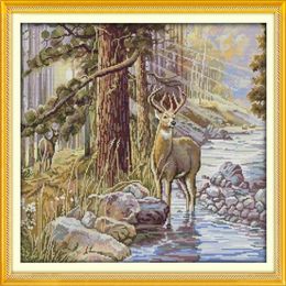 Stag winter snow home decor painting Handmade Cross Stitch Craft Tools Embroidery Needlework sets counted print on canvas DMC 14C269b