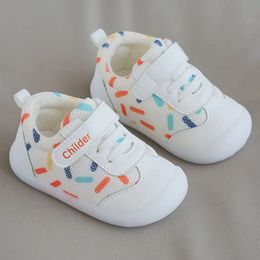 Barnskor för flickor pojkar vår sommar andas mesh född baby första vandrare antislip mjuk sula barn småbarn sneakers 240220