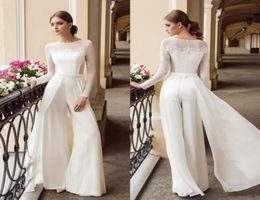 2020 Bohemian Jumpsuit Lace Wedding Dresses Jewel Neck Long Sleeves Beach Bridal Gowns Floor Length Chiffon Boho vestido de novi4285955