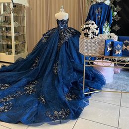 Spetsar mörkblå Askepott Quinceanera Ball Sweetheart Neck pärlor plus storlek applikationer vestidos de prom party klänningar anos