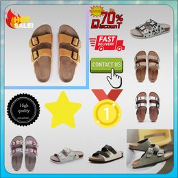 Designer Casual Slides Slippers M1en Woman anti slip wear resistant Light wei1ght breathable super soft soles sandals Flat Summer Beach Slipper GAI