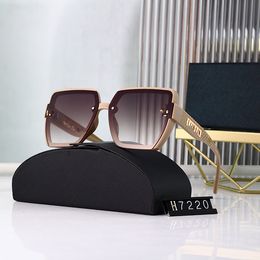 Luxurys Sunglass 2024 Designer Fashion For Men Woman Vintage ray Sunglasses Summer Mens Style Square Frame sun glasses Womens UV 400