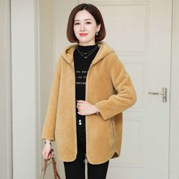 New Winter Haining 2023 Imitation Sheep Fleece Women's Grain Hooded Mid Length Leather Coat Thickened Korean Edition 91