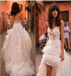 2017 Liz Martinez Beach Wedding Dresses with 3D Floral Vneck Tiered Skirt Backless Plus Size Elegant Garden Country Toddler Weddi8915404