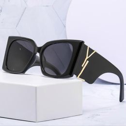 2023 Designer Sunglasses Original Eyeglasses Outdoor Shades PC Frame Fashion Classic Lady Mirrors for Women and Men Glasses Unisex264V