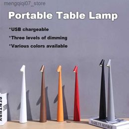 Lamps Shades Newest USB Rechargeable Table Lamp Bedroom Creative Bedside Lamp Study Lamps Top Touch Dimming Atmosphere Desktop Decor Light L240312