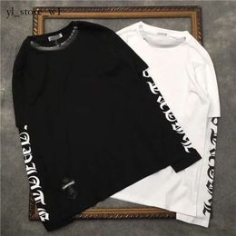 Men's Designer T Shirts Trend Fashion Chromes Long Sleeves Quality Tops Tees Loose Street Horseshoe Sanskrit Cross Print Crew Neck Chromees Hearts AGDO 9771