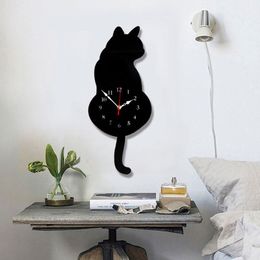 White Black Wagging Tail Cat Design Wall Clock Kids Bedroom Wall Decoration Unique Gift Creative Cartoon Mute DIY Clock238V