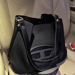 Manufacturers Handbag Wholesale and Retail Rib Knitted Tote Big Large Capacity Mother Commuter One Shoulder Underarm Water Bucket Bag Womens