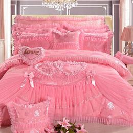 Luxury Pink Heart-shaped Lace bedding set king queen Size Princess wedding bedclothes silk cotton Jacquard Satin duvet cover bed s2382