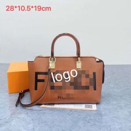 Manufacturers Handbag Wholesale and Retail Lin Shanshan Same Style Tote Letter One Shoulder Womens Large Capacity Bag Sential for Commuting