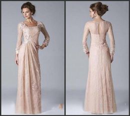 2020 New Vintage Champagne Mother of the Bride Groom Dresses Square Neckline Long Sleeved Lace Chiffon Evening Gowns vestido de no6140067