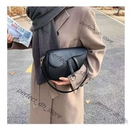 Luxurys Saddle Handbag Shoulder Bags Crossbody Top Quality Fashion Women Classic Leather Bag Clutch Totes Wallets Ladies Purse Handbag 593