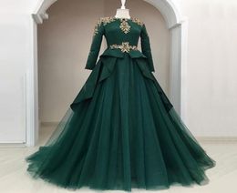 Green Muslim Evening Dresses 2020 Aline Long Sleeves Tulle gold Lace Crystals Islamic Dubai Saudi Arabic Long Formal Evening Gown1792442