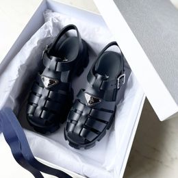 Size 35-41 fashion rubber sandals luxury designer pool women Flat slipper Lovely summer comfort platform Mule black Casual shoe men slide Sliders loafer lady With box