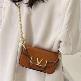 2024 Letter Single Shoulder for Women's Handbag New High End Commuting Versatile Classic Star Small Square Chain Bag