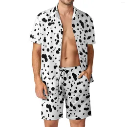 Мужские спортивные костюмы Dalmatian Spot Men Set Set Animal Dots Print Casual Shorts пляжные рубашка набор летние ретро-костюм с коротким рукавом плюс размер