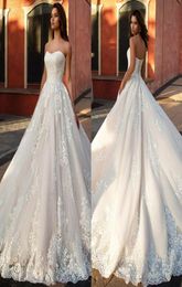 Elegant Lace Appliques Tulle Aline Wedding Dresses Vintage Robe de Mariee Sleeveless Simple Bridal Gowns With Lace Up Back Vestid1014413