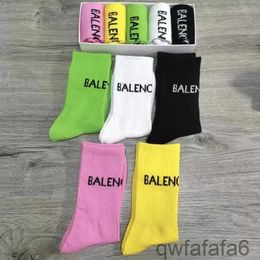 Gift Box Socks Designer Color Letter Men Women Cotton Skateboard Street Casual Sock LEM8