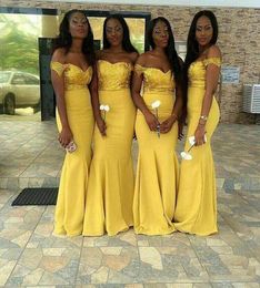 OfftheShoulder Yellow Lace Bridesmaid Dresses 2018 Mermaid Satin Floor Length Modest Formal Prom Bridesmaids Gowns Maid of Honer5068812