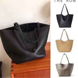 classic high capacity The row shopper travel underarm tote bag man womens mens Luxurys shoulder Mother handbag bag clutch crossbody Purses weekender bags gewer