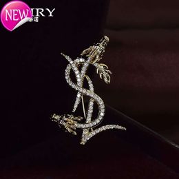 DFDF Flying Dragon Year YSL Letter Brook 2023 new fashion upscale women suit pin coat switch accessories